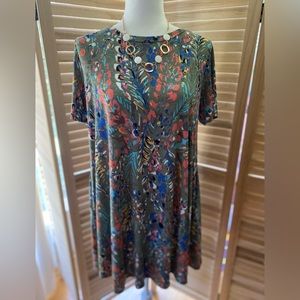 NWOT Jodifl Floral Shift Dress - Size SMALL AND LARGE